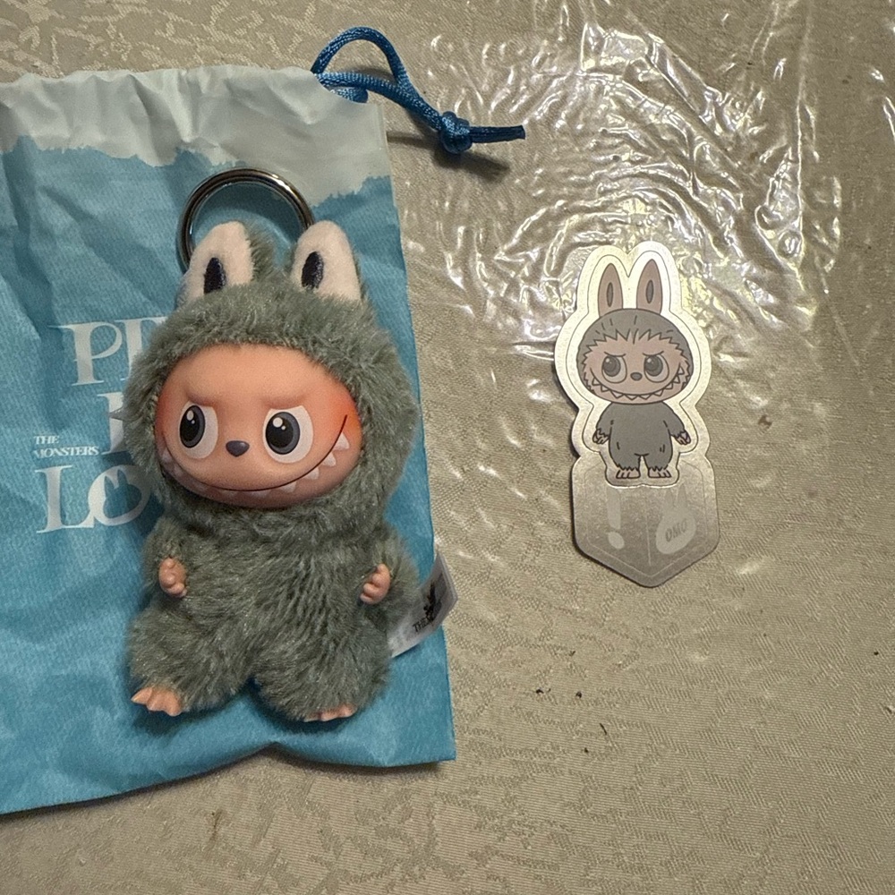 Official Popmart Labubu! Including secret (!)